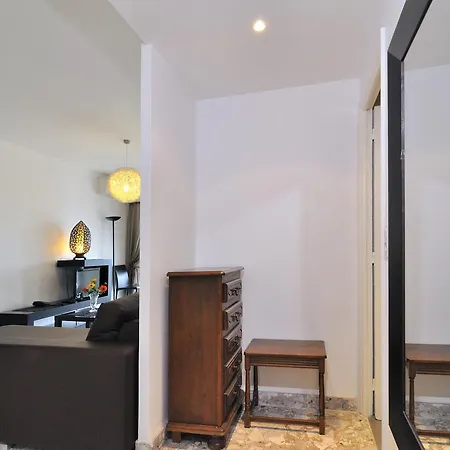 Le Sorrento Apartment *